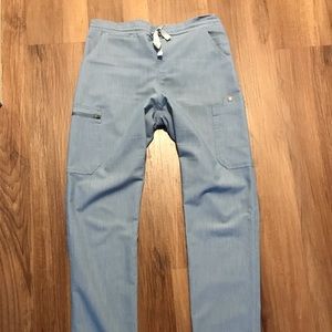 Figs Yola light blue scrub pants Small Tall